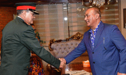 प्रधानसेनापति सिग्देल स्वदेश फिर्ता