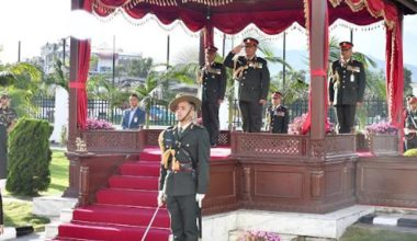 प्रधानसेनापति सिग्देल थाइल्याण्ड जाँदै