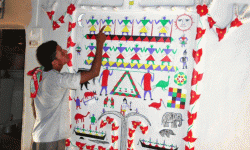 थारू समुदायमा अष्टिम्की पर्वको परम्परागत लोककला हराउँदै