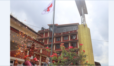 झन्डोत्तोलन गर्दै मनाइयो नेपाल रेडक्रस स्थापना दिवस