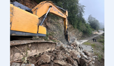 सात दिनपछि खुल्यो बागलुङ-सिगाना-बरेङ सडक