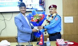 गृह मन्त्रालयद्वारा सेवा निवृत्त हुन लागेका प्रहरी महानिरीक्षक थापाको बिदाइ