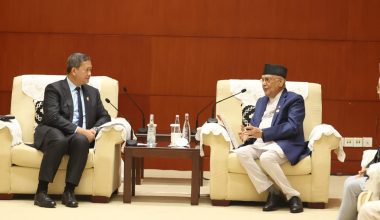 प्रधानमन्त्री ओली र कम्बोडियाका प्रधानमन्त्री महानेटबीच भेटवार्ता