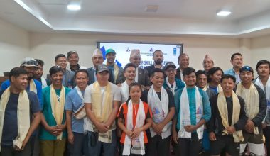 सुदूरपश्चिमको अपि हिमाल प्रवद्धनका लागि बेस क्याम्पमा प्रशिक्षण र पहिलो पटक हिमाल आरोहण