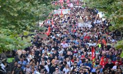 फ्रान्समा हड्ताल, नयाँ प्रधानमन्त्रीको बजेट योजनामा चुनौती