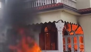 झापाका दर्जनभन्दा बढी कार्यालयमा आगजनी र तोडफोड, खोसिएका हतियार सेनालाई बुझाइयो