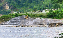 कालीगण्डकी नदीबाट अवैध उत्खनन गरिएको बालुवा जफत