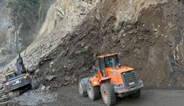 तुईन खोला पहिरो : यात्रुलाई निःशुल्क बस सेवा