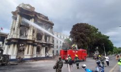 ‘सुनसान सिंहदरबार : भग्नावशेष देखेर कुँडिएको कर्मचारीको मन’