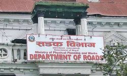 काम नगरी अलपत्र परेका सडक र पुलका २३४ ठेक्का तोडिँदै