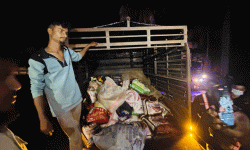 फिर्ता हुन थाल्यो लुटिएका चामल र चिनी