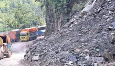 पृथ्वीराजमार्ग अबरुद्ध भएपछि गोरखा सडक व्यस्त