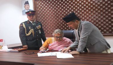 प्रधानमन्त्री कार्कीद्वारा पदबहाली