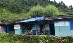 स्वास्थ्यचौकीको भवन जीर्ण हुँदा सेवा प्रभावित