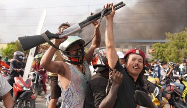 लुटपाट गरिएका सामग्री सात दिनभित्र फिर्ता गर्न प्रशासनको आग्रह