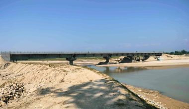 दोदा नदीमा निर्माणाधीन पुलको काम ९० प्रतिशत पूरा