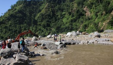 फेमे खोलामा ‘डाइभर्सन’ निर्माण हुँदै