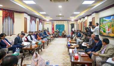 राष्ट्रपति पौडेल र राजनीतिक दलका नेताबीच छलफल जारी