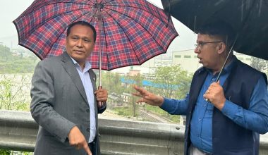 धनगढी बस दुर्घटना : एकजनाको मृत्यु, १२ घाइते