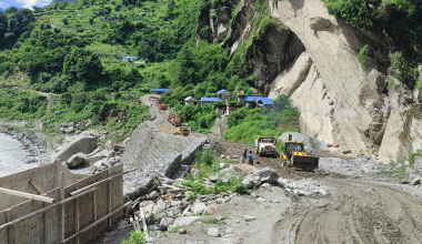 मनाङ–लमजुङ सडकमा रातिमा सवारीसाधन चलाउन रोक