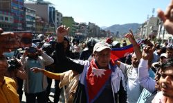 सामाखुसीमा राजावादीको जुलुस