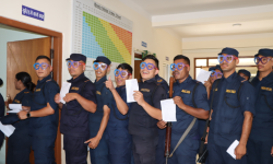 विश्वदृष्टि दिवस : नेत्रज्योति संघद्वारा प्रहरीको नि:शुल्क आँखा परीक्षण