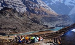 अन्नपूर्ण आधार शिविर क्षेत्रमा सुरक्षाकर्मीको टोली परिचालन