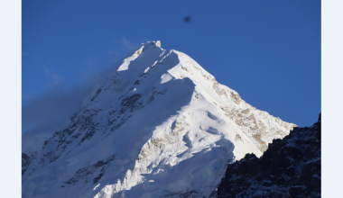 यस याममा ३०० विदेशी पर्यटकद्वारा कञ्चनजङ्घा हिमाल क्षेत्र भ्रमण