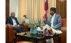 सञ्चारमन्त्री खरेलसँग भारतीय राजदूतको शिष्टाचार भेट