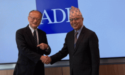 अर्थमन्त्री खनाल र एसियाली विकास बैंकका अध्यक्षबीच भेट