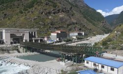 ल्हेन्दे खोलामा मितेरी पुलको पुनः निर्माण अन्तिम चरणमा