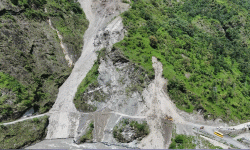 पहिराेले पश्चिम म्याग्दीको यातायात प्रभावित