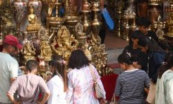 तिहार सुरु : नयाँ भाँडा किनेर मनाइयो धनतेरस