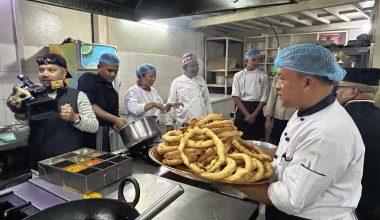 तिहारको अवसरमा सेल पकाउने प्रतियोगिता