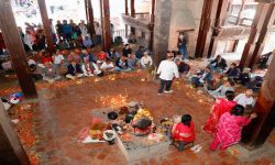 तिहारको मुख्य दिनः लगाइयो भाइटीका, सकियो तिहार