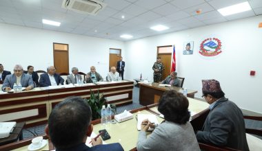 प्रधानमन्त्रीसमक्ष डा. केसीको ज्ञापनपत्र