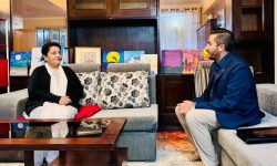 सञ्चारमन्त्री खरेल र पूर्वराष्ट्रपति भण्डारीबीच भेटवार्ता