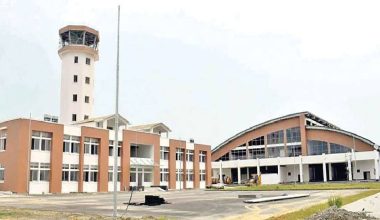 भैरहवा अन्तरराष्ट्रिय विमानस्थल नजिकै हुँदा पनि किन भारततिर मोडिन्छन् विमान ?