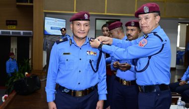 नेपाल प्रहरीका पाँच प्रहरी नायब महानिरीक्षकलाई दर्ज्यानी चिह्न प्रदान