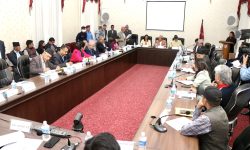निर्वाचनको पूर्वतयारीबारे राजनीतिक दलसँग आयोगको छलफल