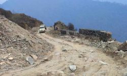 बारपाक–लाप्राक सडकखण्डमा बुधबारसम्म सवारी आवागमन बन्द