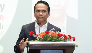 जेनजी आन्दोलनपछि लगानीकर्ताको मनोबल कमजोर भएको छ : गभर्नर पौडेल