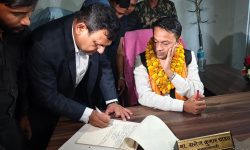 मधेश प्रदेशका नवनियुक्त मुख्यमन्त्री सरोज कुमार यादवले गरे पदभार ग्रहण