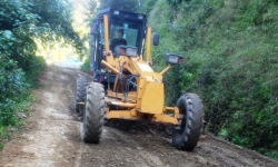 पाँच वर्षमा छ पटक ठेक्का म्याद थपपछि कालोपत्र गरिँदै