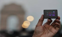 दिल्लीमा वायु प्रदूषण चरम स्तरमा, सडकमा विरोधमा