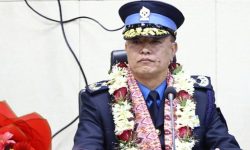 निवर्तमान आईजीपी खापुङलाई विदेश भ्रमणमा रोक