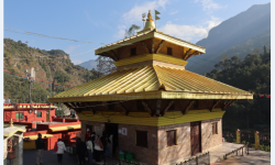 गलेश्वर मन्दिरको गजुरमा सुनको जलप