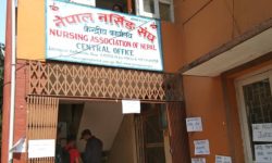 एक दिनअघि गरिएको सहमतिमा नर्सको विरोध, फेरि आन्दोलन थाल्ने चेतावनी