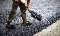 सिद्धिचरण राजमार्ग स्तरोउन्नतीको काम थालिने