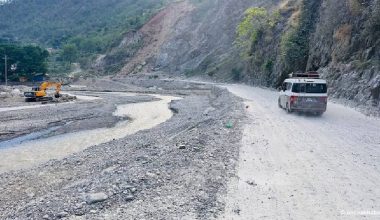 तीन दिनदेखि अवरुद्ध बिपी राजमार्ग सञ्चालन